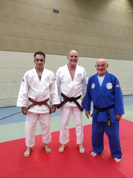 Trainer: Athe, Michael, Walter